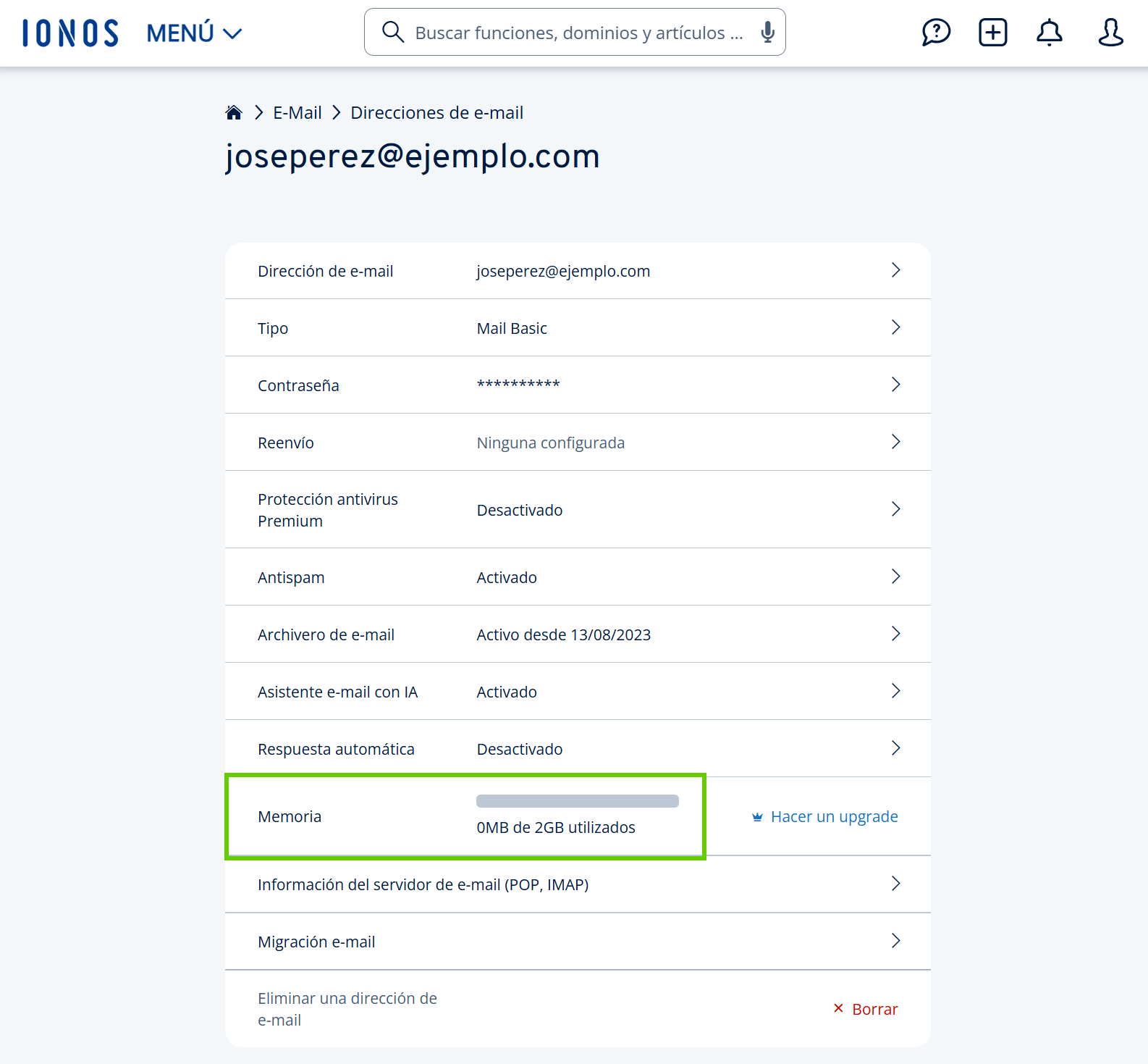Captura de pantalla: se muestra la vista detallada de una dirección de e-mail en la cuenta IONOS. En esta sección, se resalta el espacio de almacenamiento ocupado y el disponible