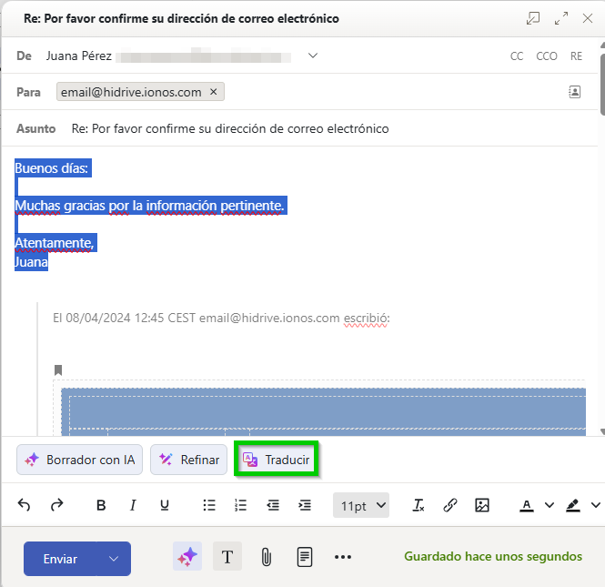 Captura de pantalla: en la ventana de respuesta se resalta el botón para traducir en la barra de IA de la parte inferior