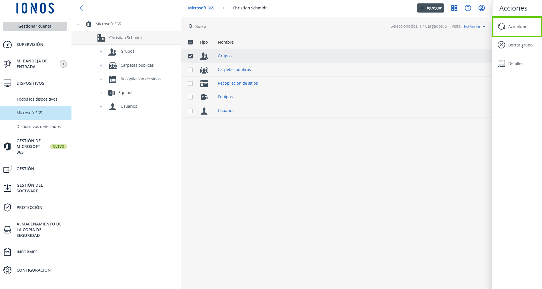Captura de pantalla: en la Consola de Cyber Protect se muestra la sección de Microsoft 365 y se destaca la opción para actualizar en el menú derecho de acciones