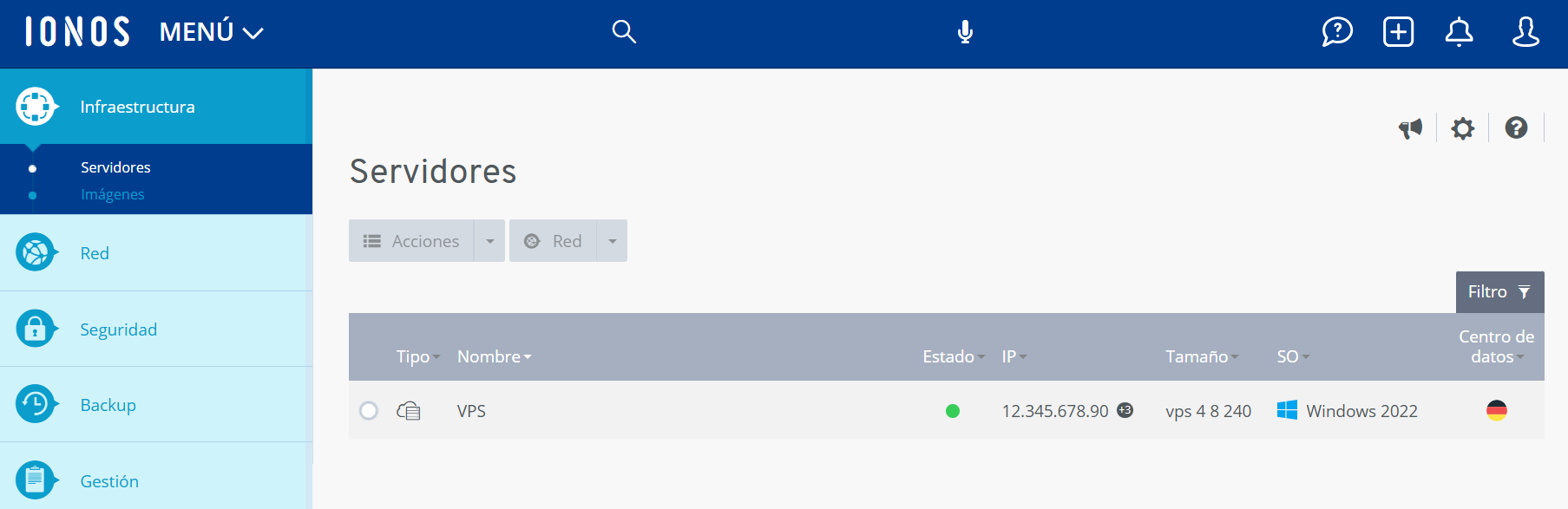 Captura de pantalla: en el área Infraestructura > Servidores, se muestra una lista de los servidores configurados en Cloud Panel