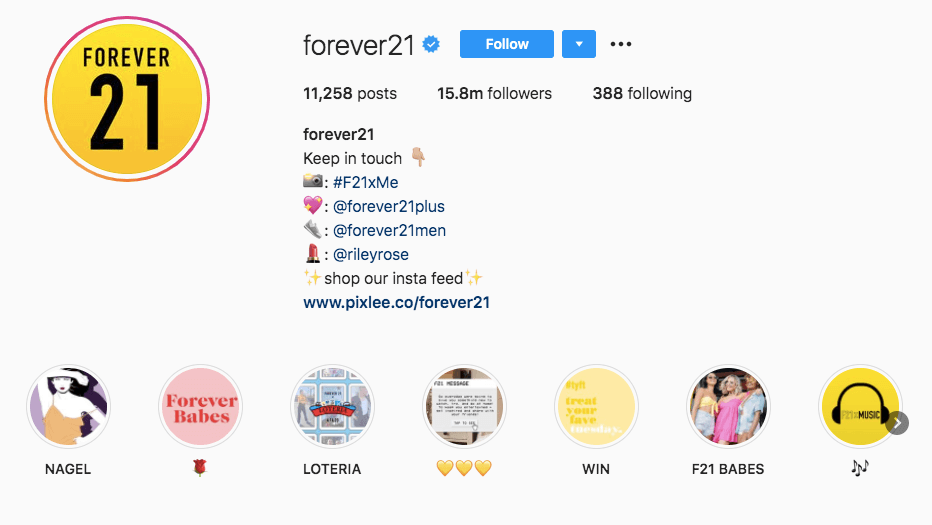 Community hashtag en la biografía del Instagram de Forever 21.
