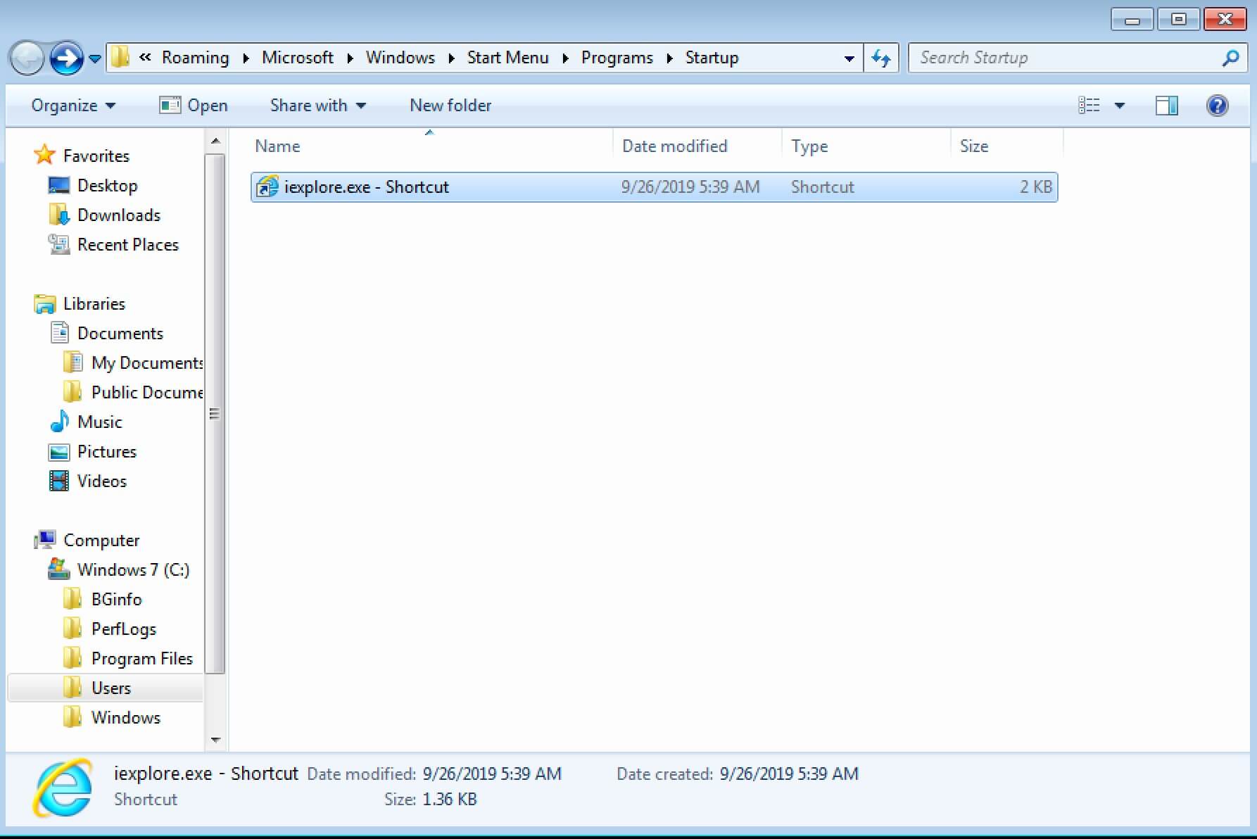 Carpeta de programas de inicio en Windows 7 con acceso directo a Internet Explorer